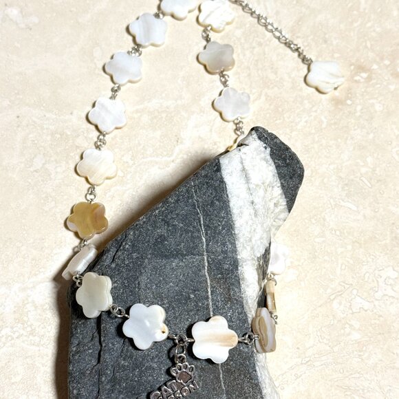 Mother of Pearl Flower Beaded Short Necklace + Cat Person Paw Print Pendant - Picture 4 of 13